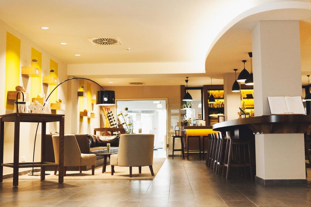 Weinhotel Kaisergarten Alzey Eksteriør bilde