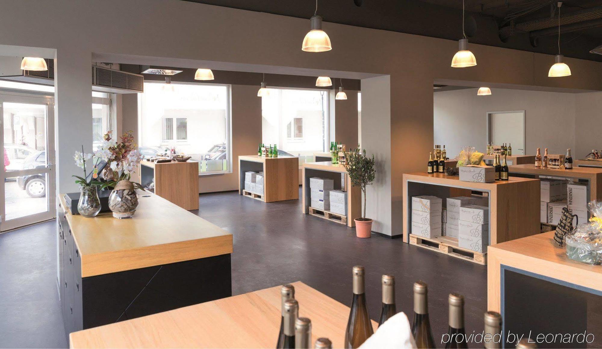 Weinhotel Kaisergarten Alzey Eksteriør bilde