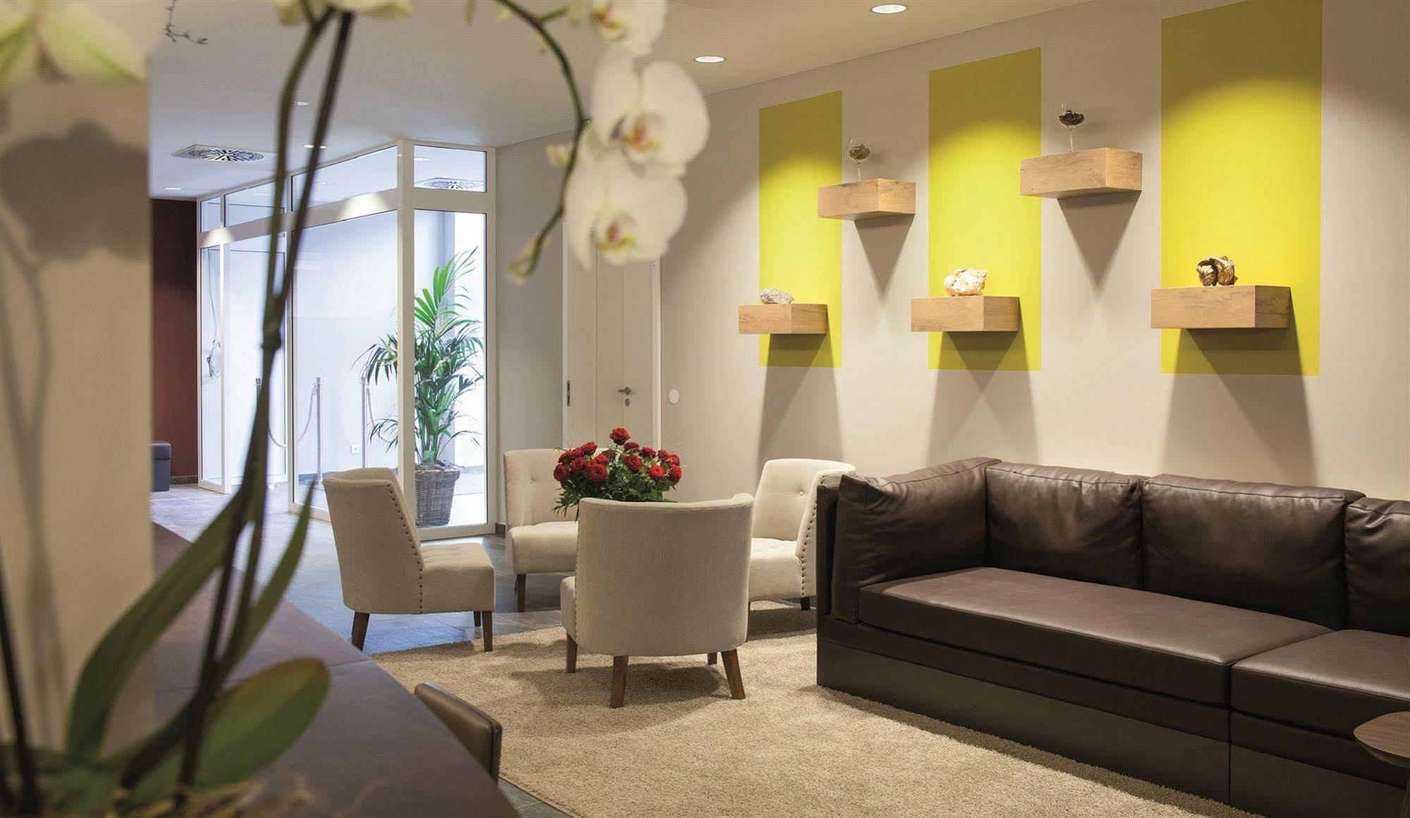Weinhotel Kaisergarten Alzey Eksteriør bilde